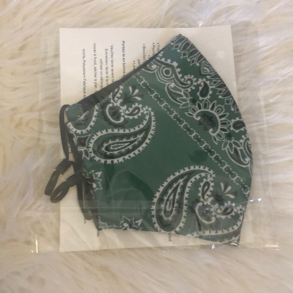 Tory Burch Face Mask